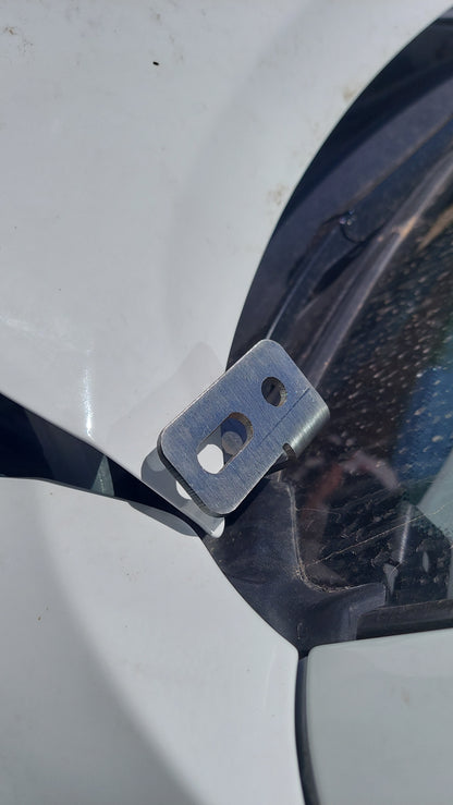 2G Tacoma - Hood Mount Ditch Light Bracket