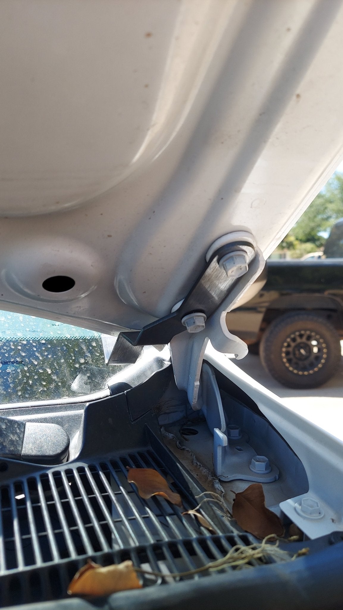 2G Tacoma - Hood Mount Ditch Light Bracket - Fenix Motorsports LLC - Light Bracket